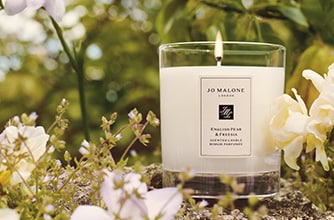 /product/english-pear-freesia-scented-candle